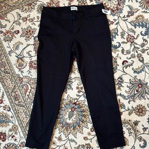 Old Navy Pixie trousers